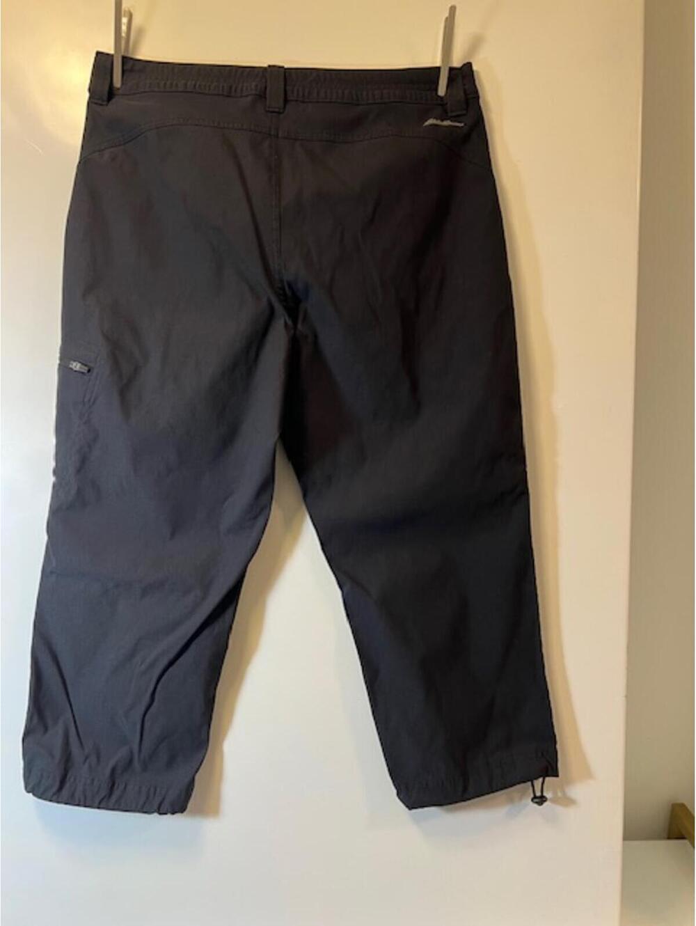 EDDIE BAUER RAINIER Black Capris - Picture 4 of 7